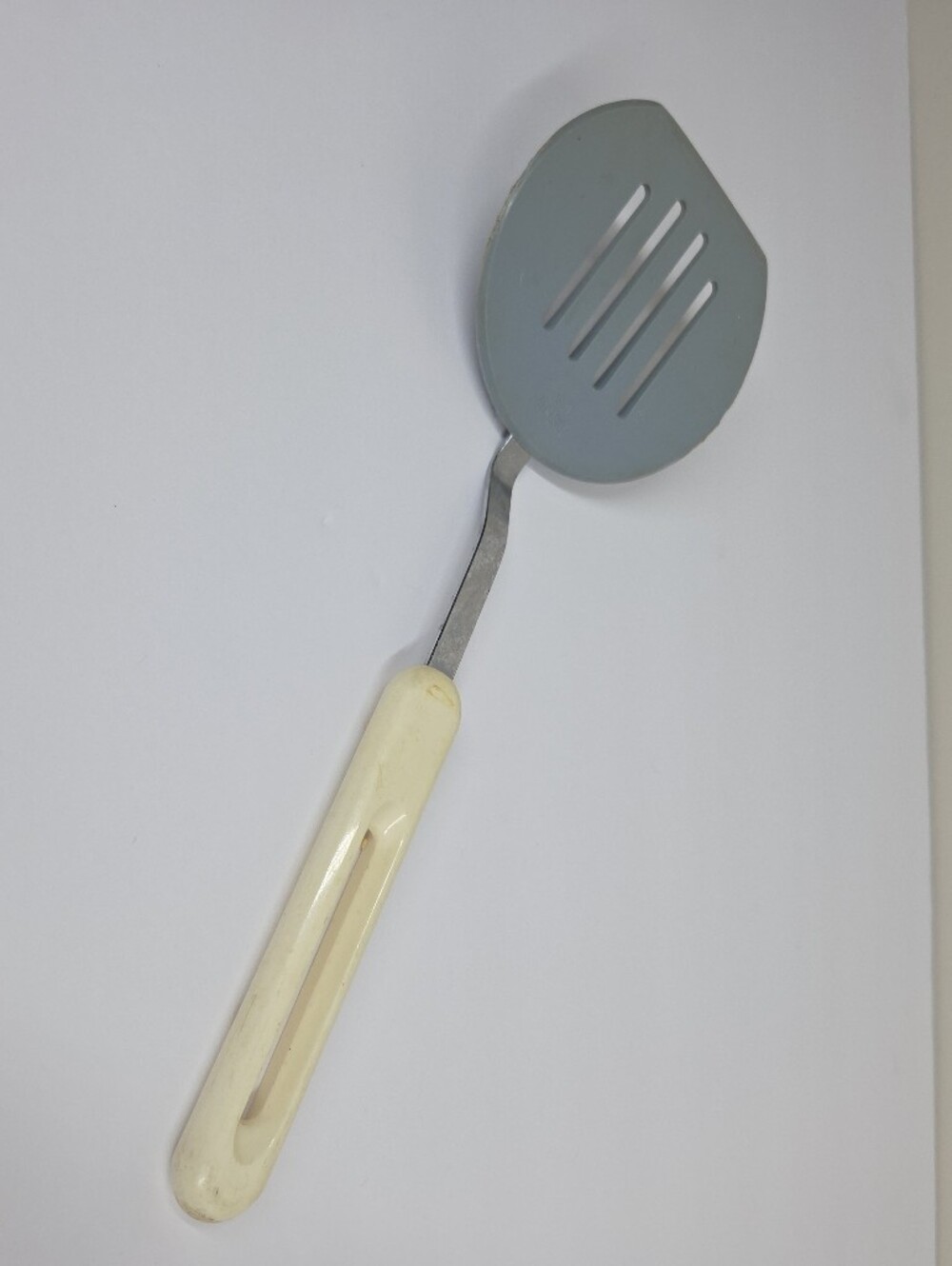 Vtg Bonny Nylon Round Wide Slotted Spatula Turner Flipper Blue Plastic